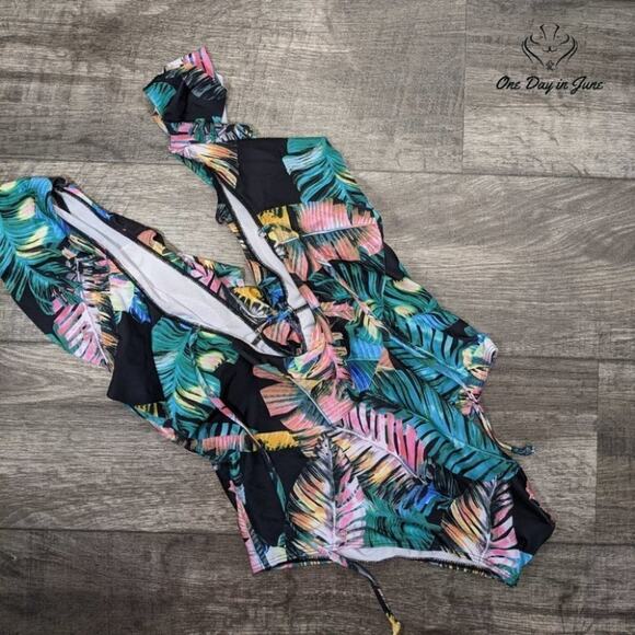 Sporlike Women's V-Neck Ruffle Padded One Piece Swimsuit Size M - Picture 2 of 2